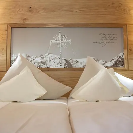 Hotel Stern 4*