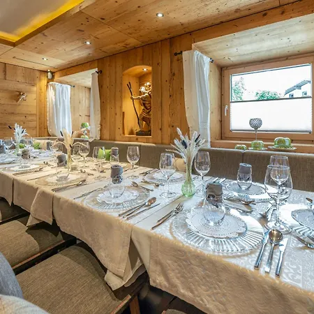 Hotel Stern 4*