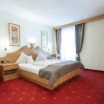 Stern 4*