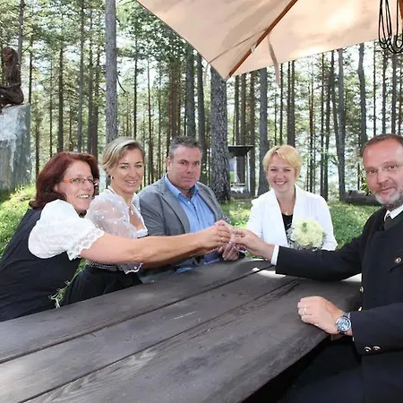 Ξενοδοχείο Stern Λάνγκενφελντ