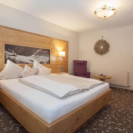 Stern 4* Längenfeld