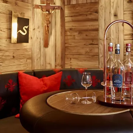 Stern 4* Λάνγκενφελντ